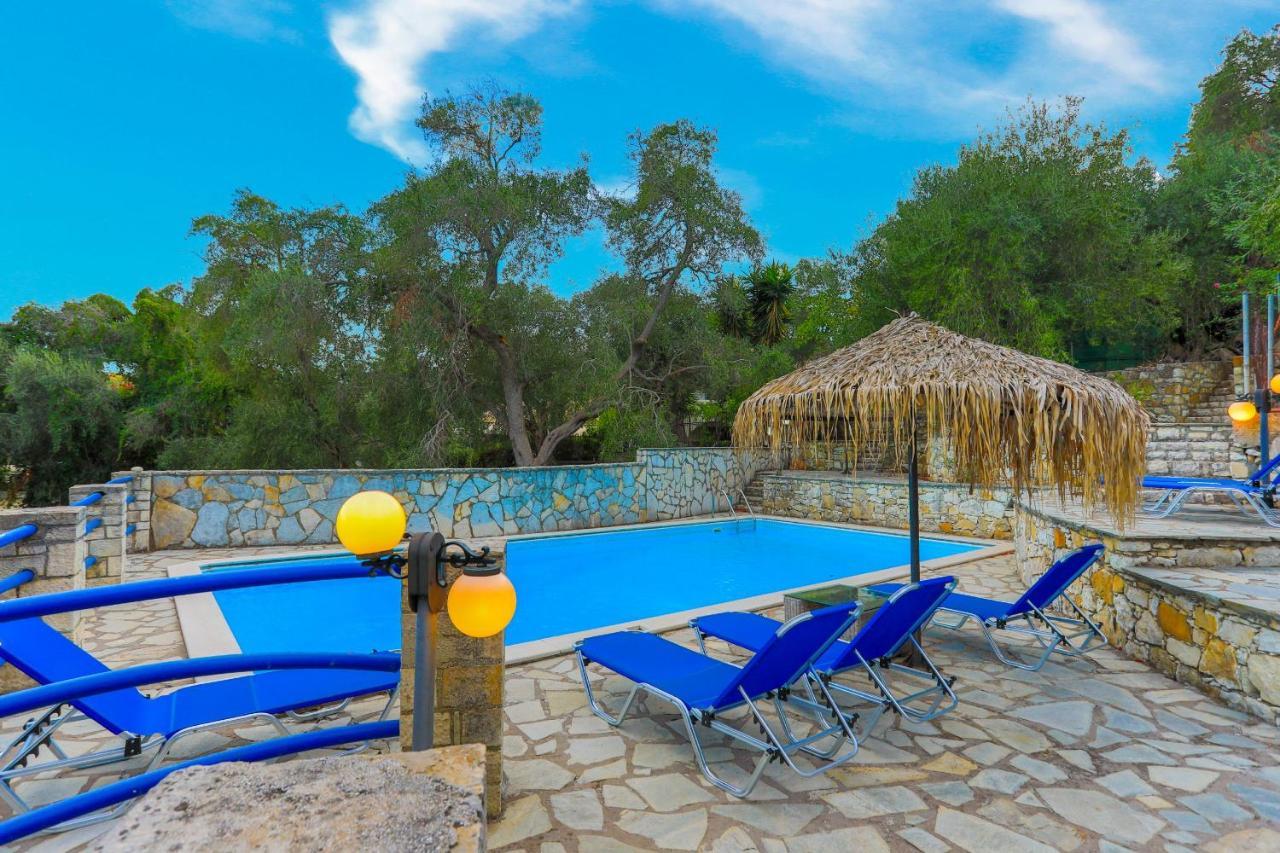 Alkinoos Villa